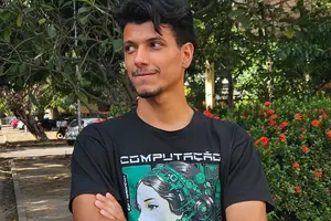 Caio Burton, aluno da UFPI, é premiado pelo CNPq com app de IA para diagnóstico do Parkinson (Foto: Arquivo SCS /UFPI)