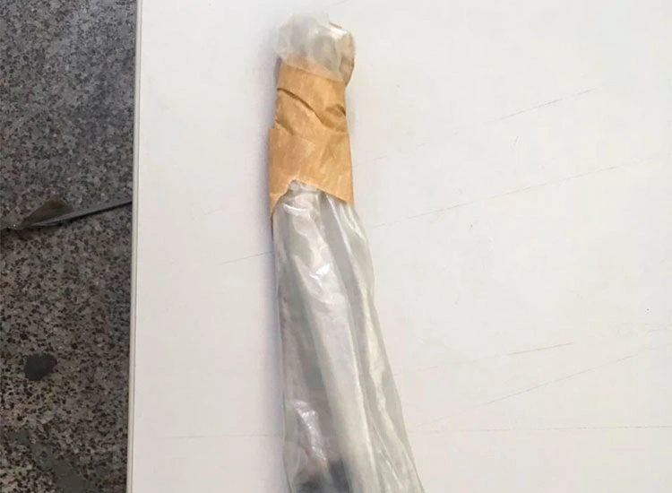 Faca apreendida no apartamento da vítima