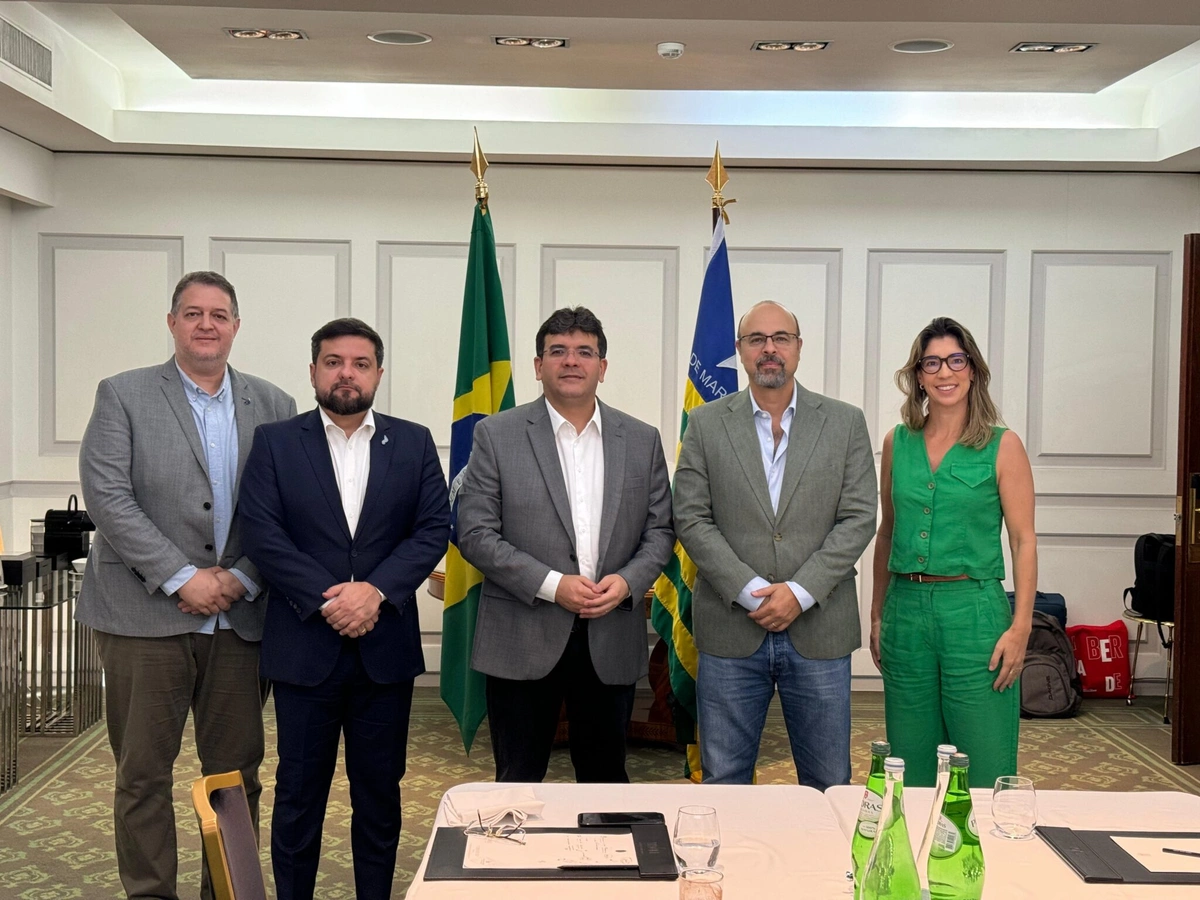 Reunião com Embaixada Brasileira