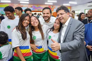 A inauguração, que contou com a presença do Governador Rafael Fonteles e do Secretário de Estado da Educação, Washington Bandeira. (Foto: Gabriel Paulino)