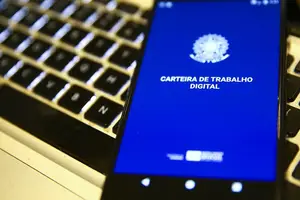 Carteira de trabalho (Foto: Reprodução)