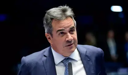 Ciro tenta “desmorar” o Paraná e salvar a federação do naufrágio