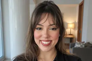 Giovanna Moeller, de 24 anos, venceu entre 10 mil inscritos com projeto de estudo para o Enem (Foto: Metropoles)