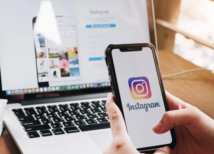 Meta é alvo de notificação da AGU por permitir robôs que promovem a erotização infantil