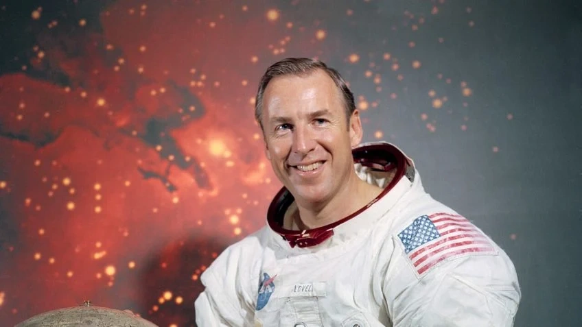 Morre Jim Lovell, comandante da missão Apollo 13, aos 97 anos