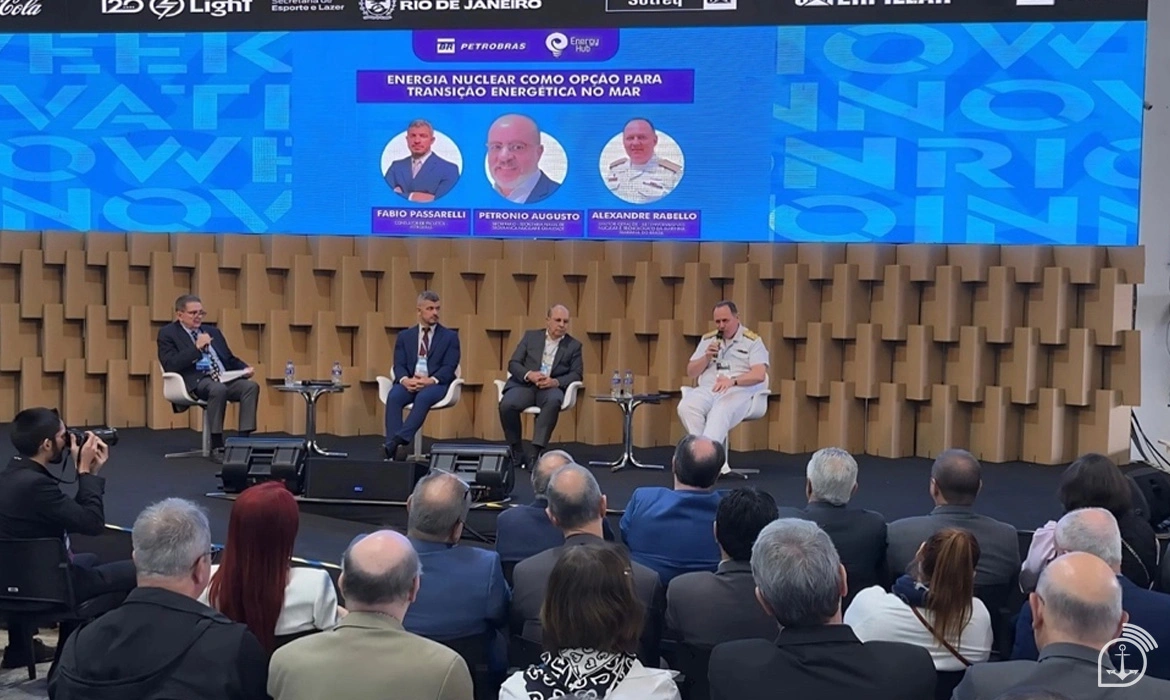 Os participantes discutiram o futuro da energia nuclear no Brasil – Imagem: Primeiro-Sargento Walney