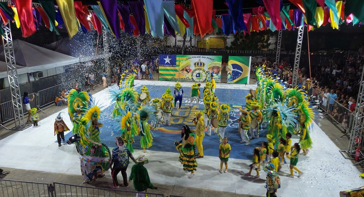 Primeira noite dos Folguedos 2025