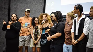Voluntários Reunidos no Cineclube (Foto: Mariele Rangel)