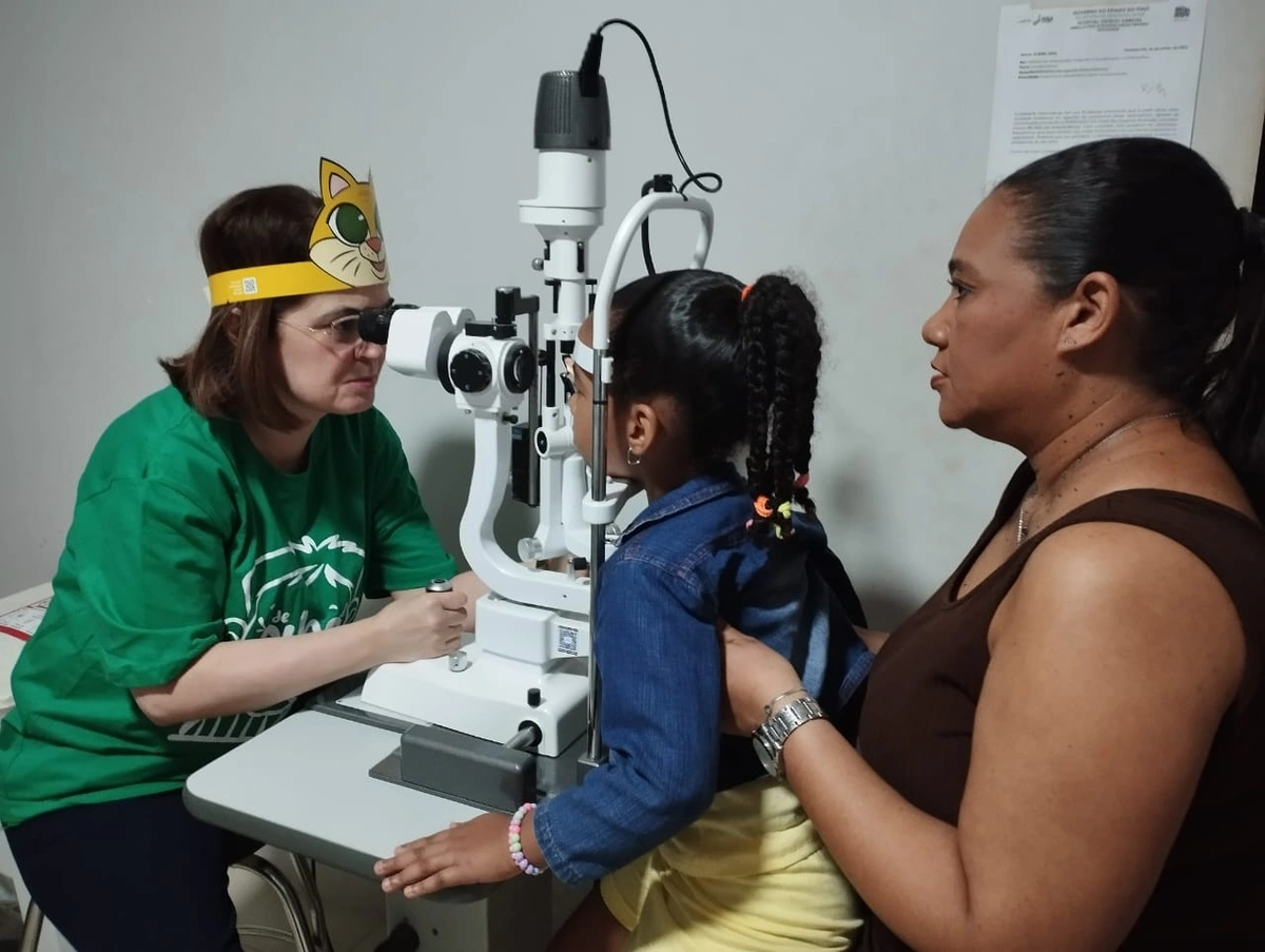 Campanha oftalmológica infantil