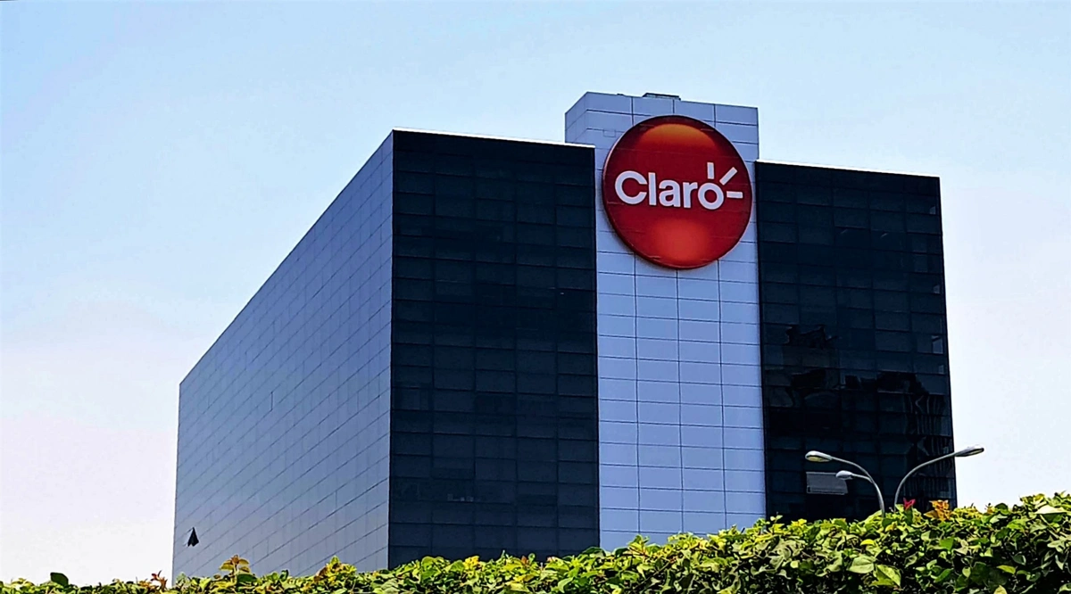 Claro e OpenAI firmam parceria para integrar ChatGPT Plus em planos de internet no Brasil