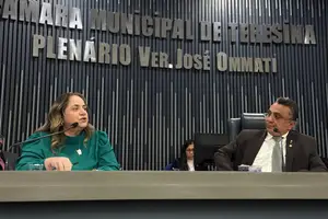 Em entrevista na Câmara, Leopoldina afirmou que a capital é a cidade que mais investe em SUS e busca apoio do Ministério da Saúde (Foto: André Melo / CMT)