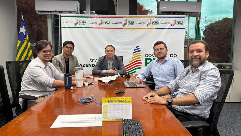 Emílio Júnior e equipe