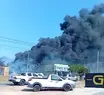 Incêndio de grandes proporções atinge depósito próxima a faculdade em Parnaíba