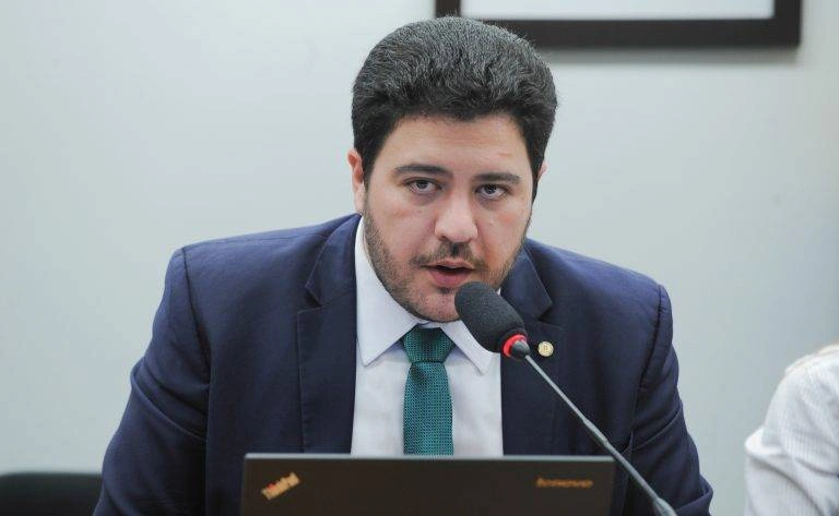 Jadyel Alencar também votou a favor da urgência no projeto de anistia para os golpistas do 08 de janeiro e afins.