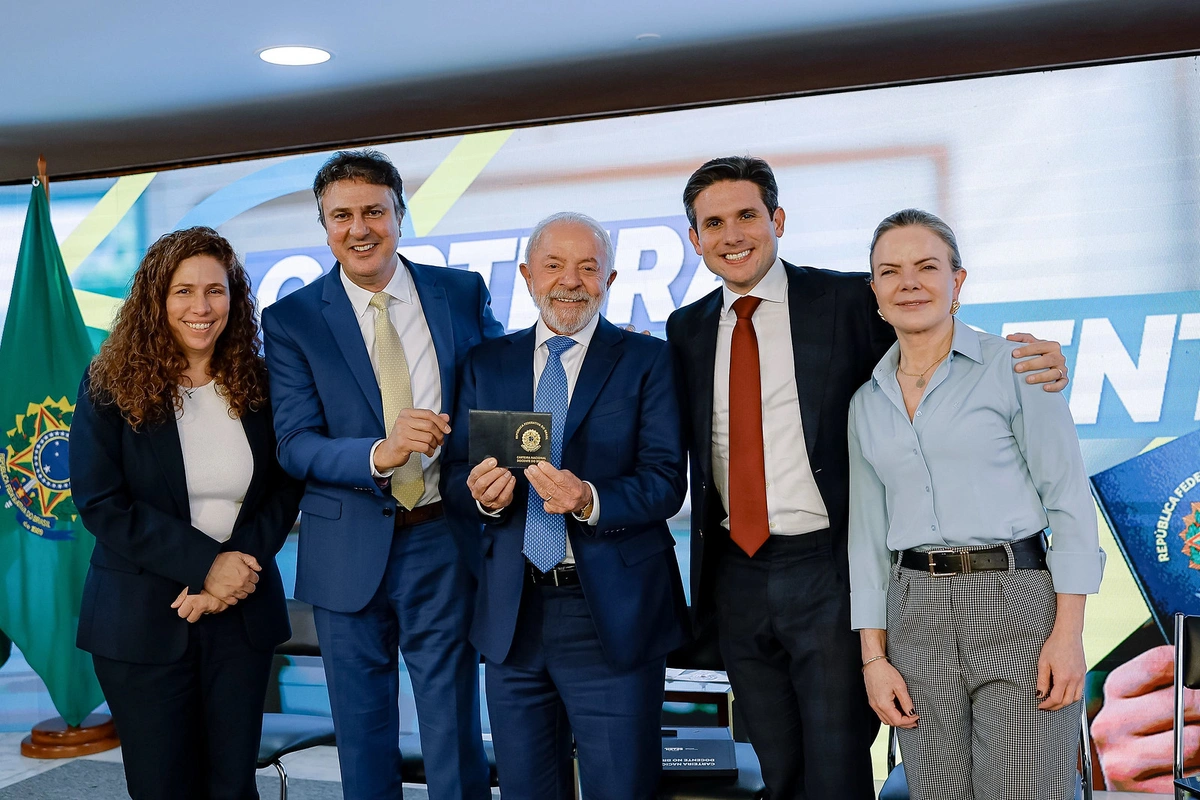 Presidente Lula sanciona a lei que cria a Carteira Nacional Docente do Brasil (CNDB)