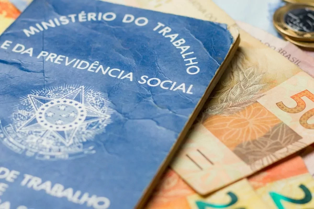 Proposta altera a Lei do Estágio e busca coibir abusos, reforçando o caráter educativo da atividade