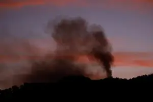 Capital Caracas na Venezuela sendo atacada pelos Estados Unidos (Foto: Reprodução)