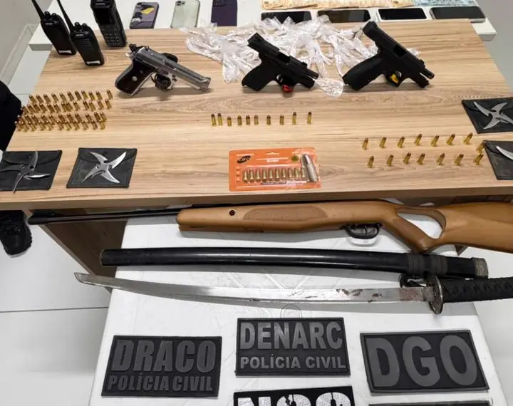 Cartilha disciplinar de facção é apreendida em Teresina; 11 pessoas são presas