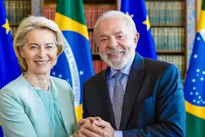 Luiz Inácio Lula da Silva e pela presidente da Comissão Europeia, Ursula von der Leyen, no Rio de Janeiro (Foto: Ricardo Stuckert / PR)