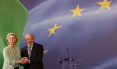 UE busca acordo com o Brasil para investimentos em terras raras, diz Ursula von der Leyen