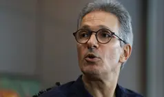 Zema deixa governo de MG e mira disputa presidencial