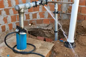 Águas do Piauí ativa poço em Oeiras (Foto: Reprodução | Ascom Águas do Piauí)