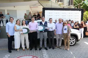 Entrega de novos veículos adquiridos pela Sesapi (Foto: Reprodução | Márcio Sales/Sesapi)