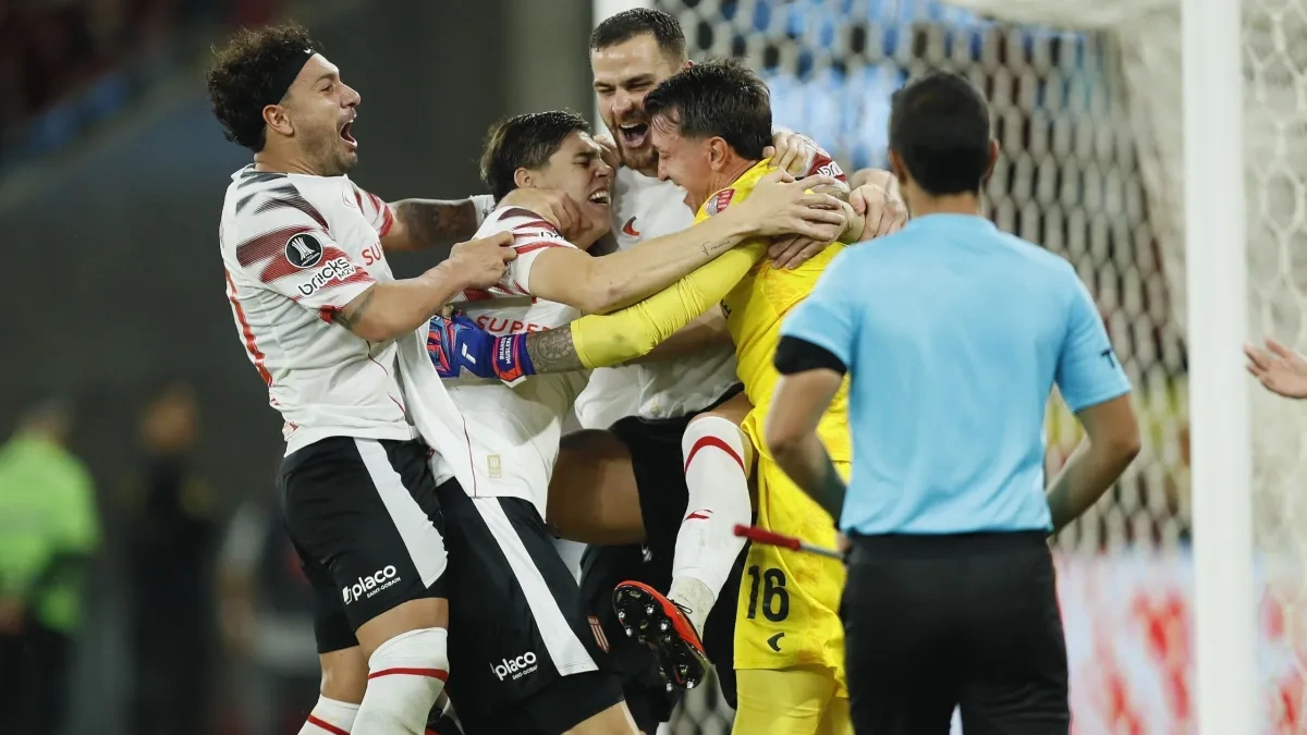 Muslera brilha e Estudiantes elimina o Flamengo nos pênaltis