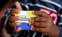 Mais de 118 mil famílias deixaram o Bolsa Família no Piauí após aumento de renda