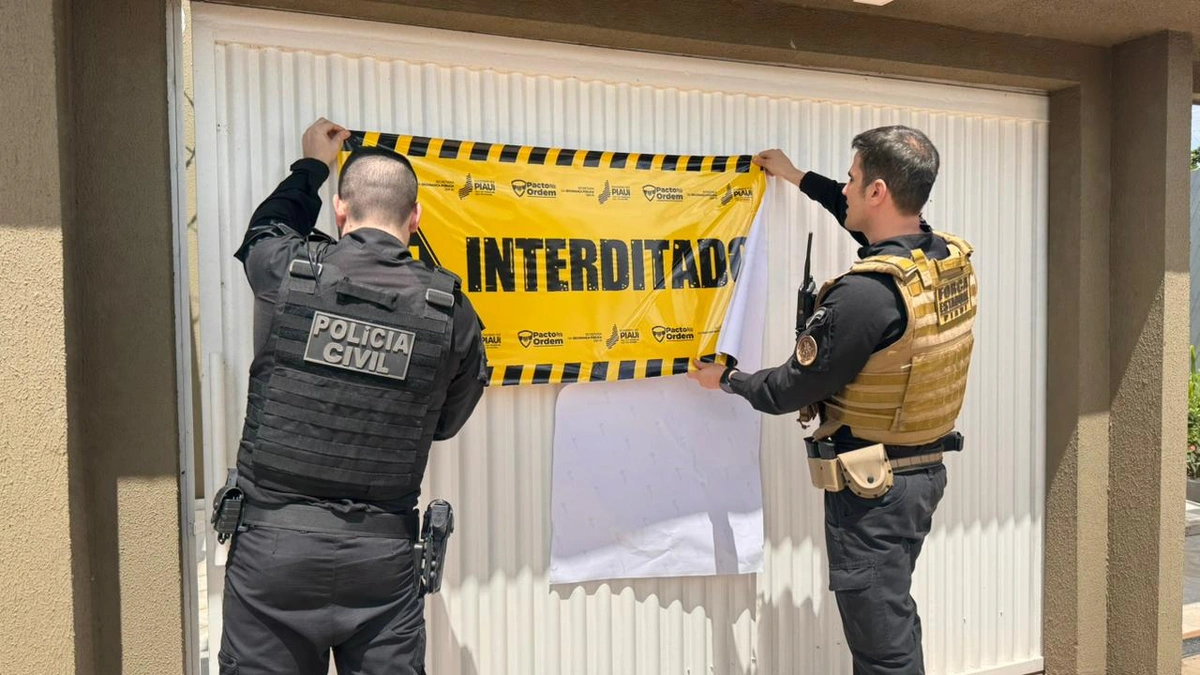 Família de mototaxista é alvo de operação por tráfico e lavagem de dinheiro em Piripiri; movimentou R$ 2 milhões (Polícia em cumprimento a mandados)