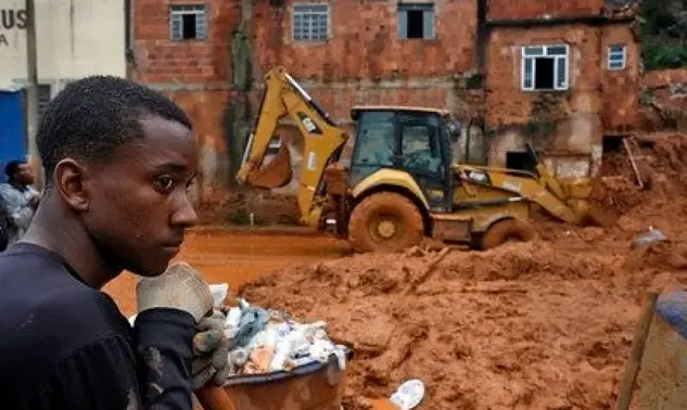 Governo reage às chuvas em Minas com auxílio direto às famílias