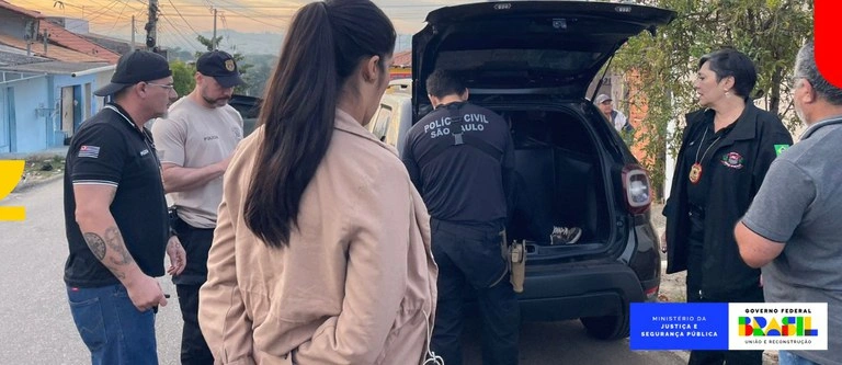 Operação contra crimes digitais cumpre mandados em 11 estados com apoio do Governo do Brasil