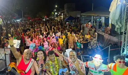 Bloco Paçoca une gerações e transforma o Saci em palco da cultura popular
