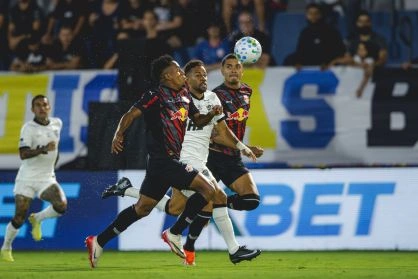 Red Bull Bragantino vence o Atlético-MG segue invicto nas duas primeiras rodadas e é líder isolado do Brasileirão