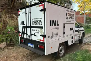 Viatura do IML-PI (Foto: Reprodução)