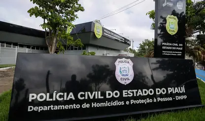 Suspeita presta depoimento e nega envolvimento na morte de mulher em Teresina