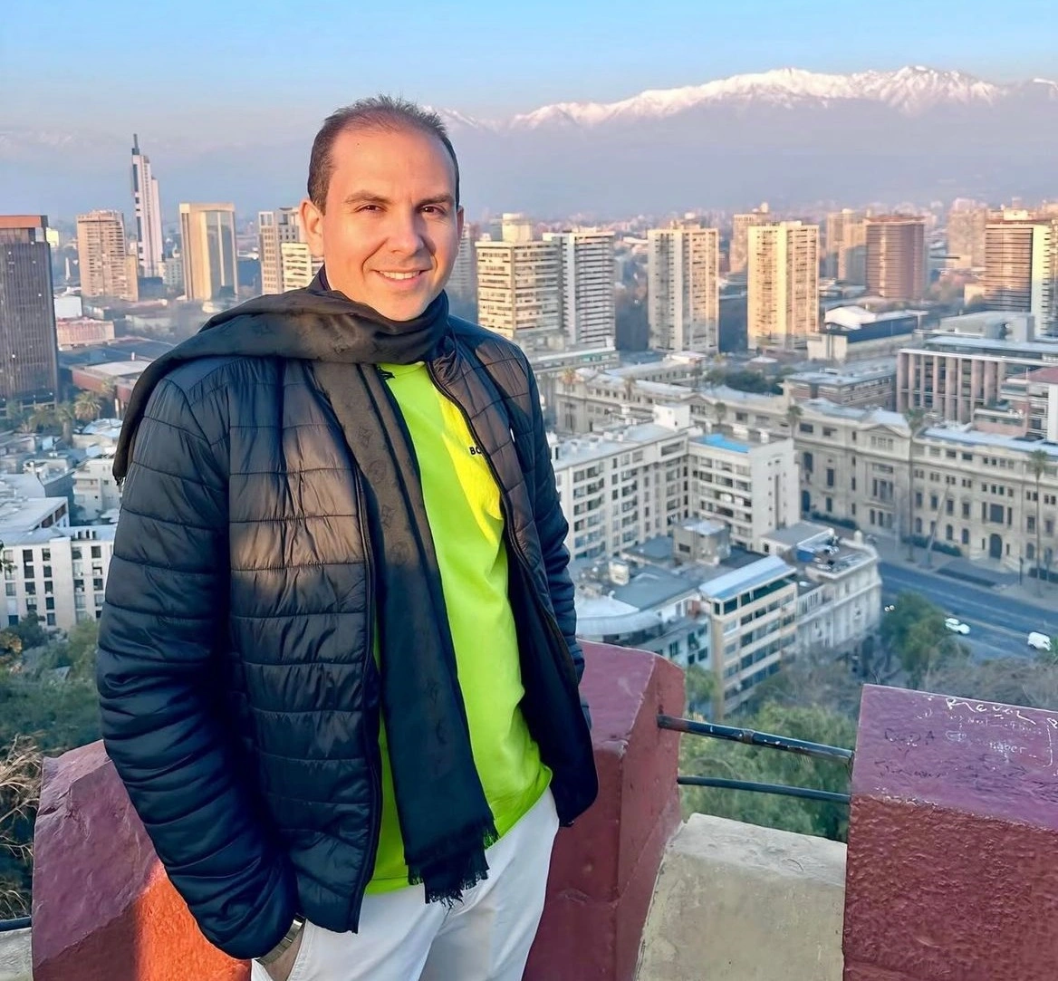 Empresário Francisco Vinicius de Sousa Soares, de 35 anos, morreu na tarde deste domingo (15) após um acidente automobilístico na BR-316