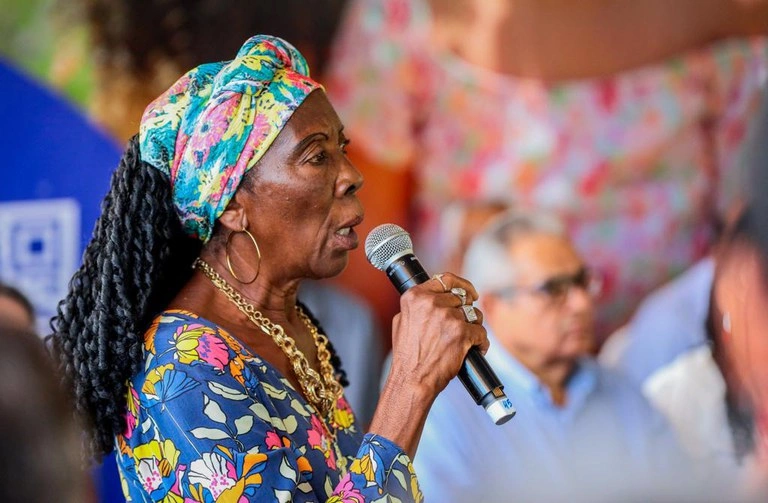 Governador e ministros levam investimentos de segurança alimentar e inclusão produtiva ao Quilombo Mimbó, em Amarante, nesta quinta (5) ( Mulher Mimbó )