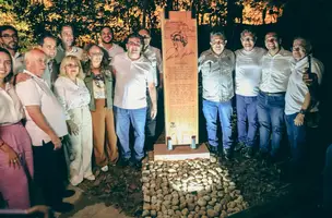 Governador Rafael Fonteles participa de uma homenagem a Nied Guidon (Foto: João Allbert)