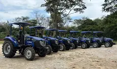 SAF entrega tratores e kits para fortalecer agricultura familiar no Piauí