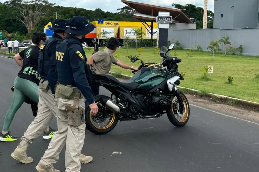 Médico morto pode ter caído de moto ao tentar mudar de faixa em Teresina