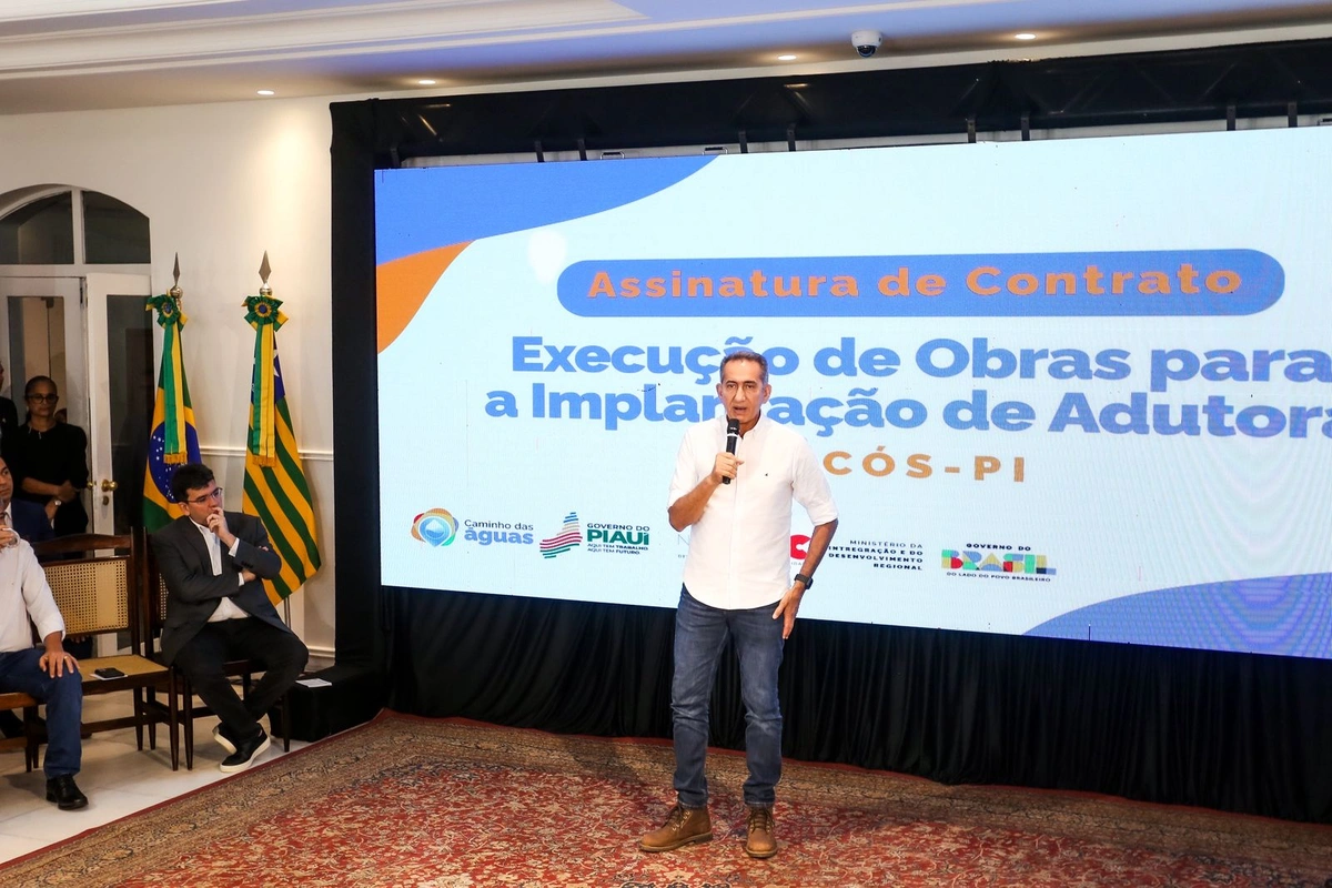 Ministros anunciam adutora que vai levar água a 22 mil pessoas no Piauí