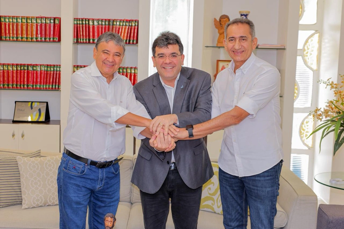 Ministros e governador anunciam adutora que vai levar água a 22 mil pessoas no Piauí