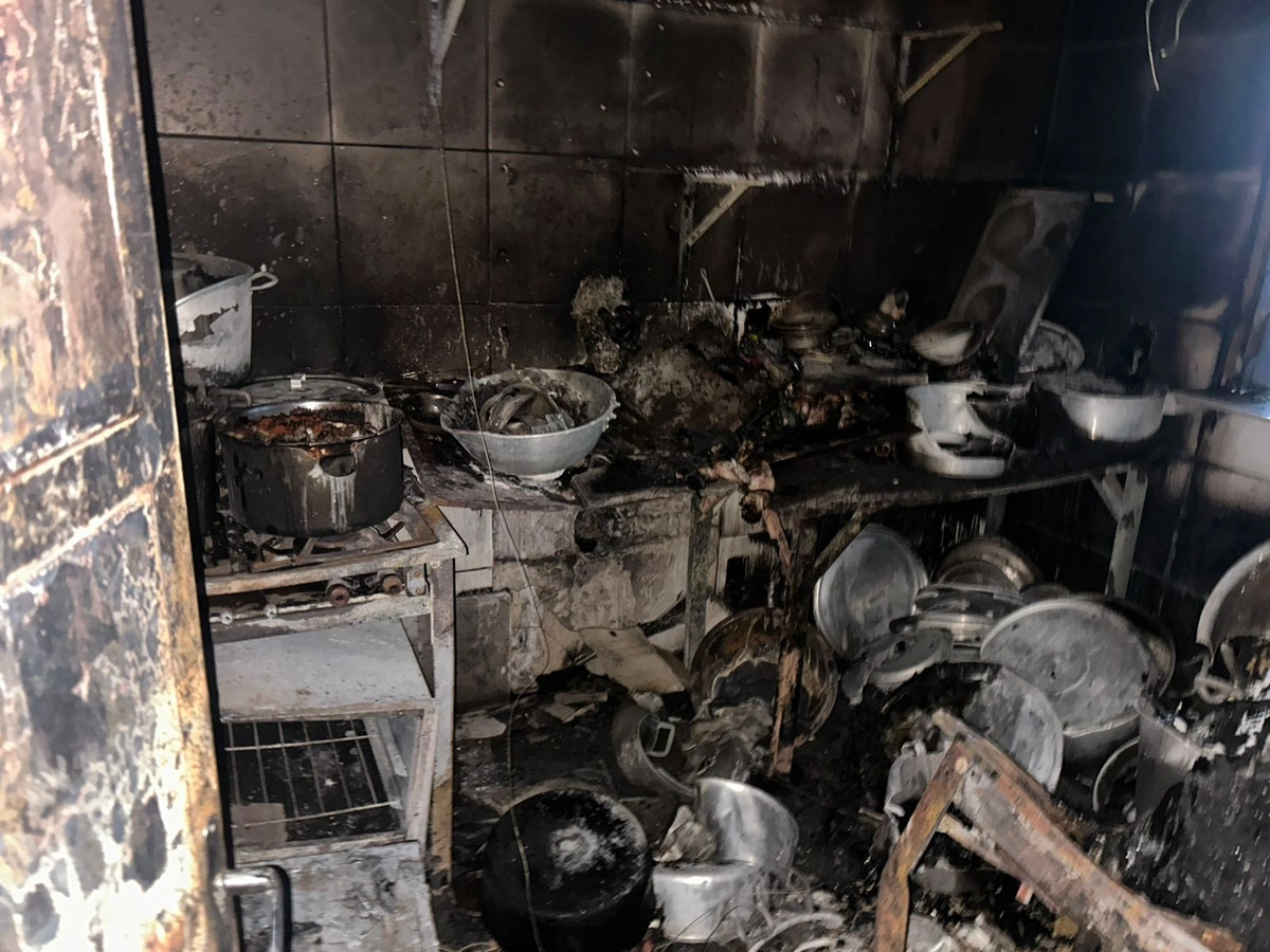 Mulher sofre queimaduras após explosão de botijão