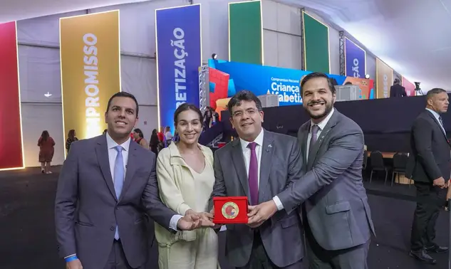 Piauí vira destaque nacional na alfabetização e leva Selo Ouro em Brasília