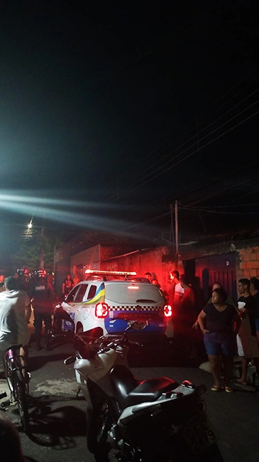 Polícia na Vila Mocambinho I, zona Norte de Teresina onde ocorreu o assassinato de Anderson