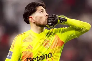 Rossi em ação pelo Flamengo (Foto: Adriano Fontes)