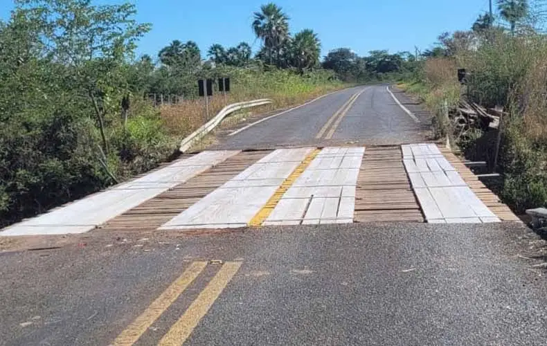 Situação de emergência em sete pontes nas BRs 222 e 403, no Norte do estado