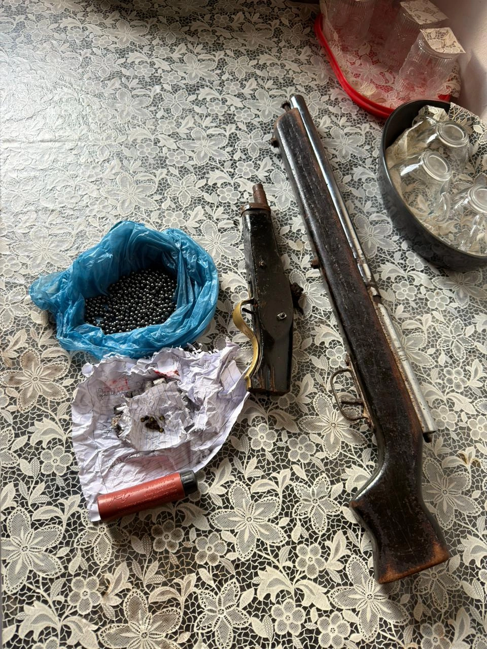 Suspeitos de agiotagem, tráfico de drogas e armas são presos ( Demerval Lobão )