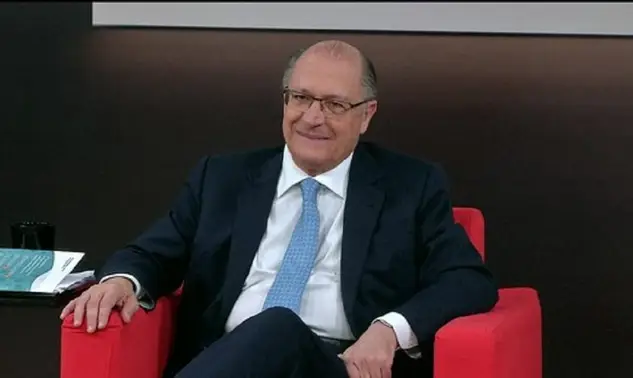 Alckmin vai às redes e descarta aumento de imposto para eletrônicos